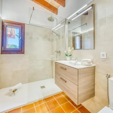 Charming Near Port de Pollenca